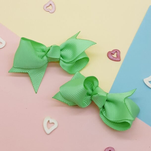 Segtukai žalsvos spalvos bantukai