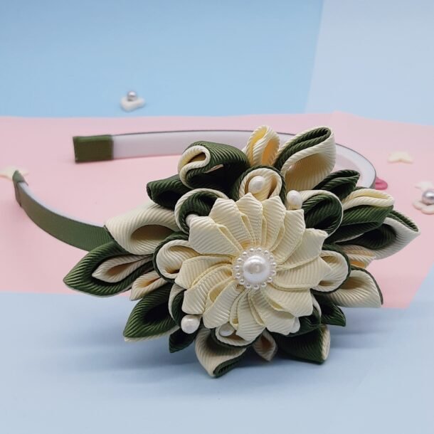 zalias lankelis su gelyte